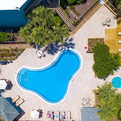 Hibiscus Resort Pool View Condo