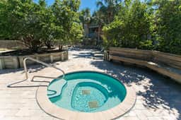 Pool View Condo in St. Augustine - Image 2