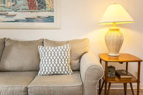 Hibiscus Resort Condo Near Beach - Image 1