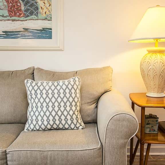 Hibiscus Resort Condo Near Beach - Image 1