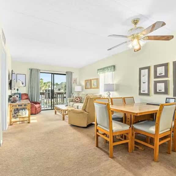 Garden View Condo Near Beach - Image 1