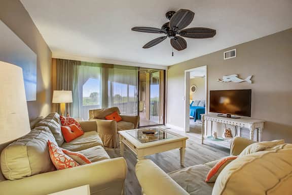 Hibiscus Resort Condo with Ocean Views - Image 2