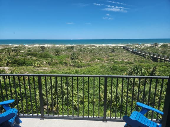 New! Summer Deal: Free Fun and Beach Gear Credit